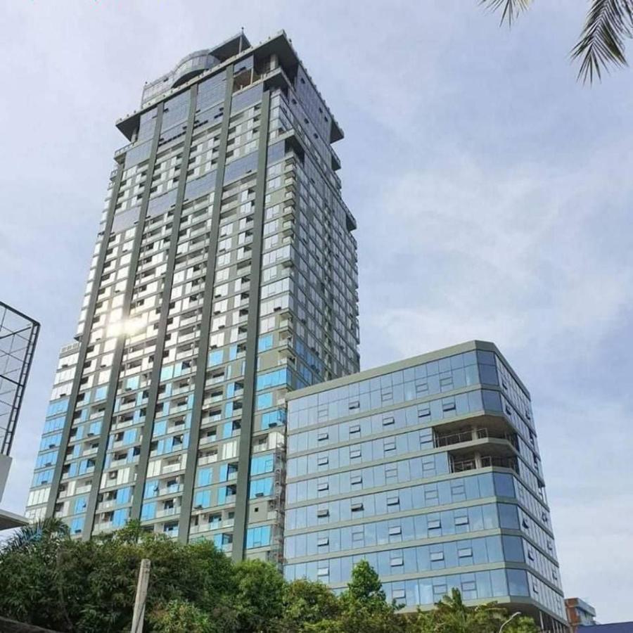 Sf Hotel Penthouse Residences Phnom Penh Exterior foto